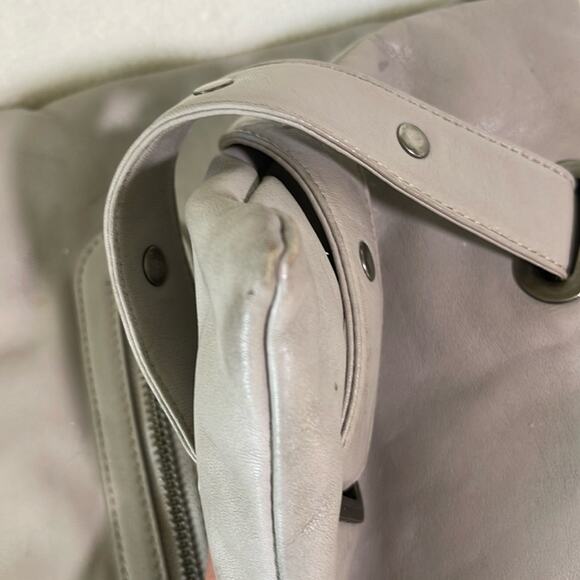 HOBO Elegant Taupe Leather Tote - Picture 13 of 14